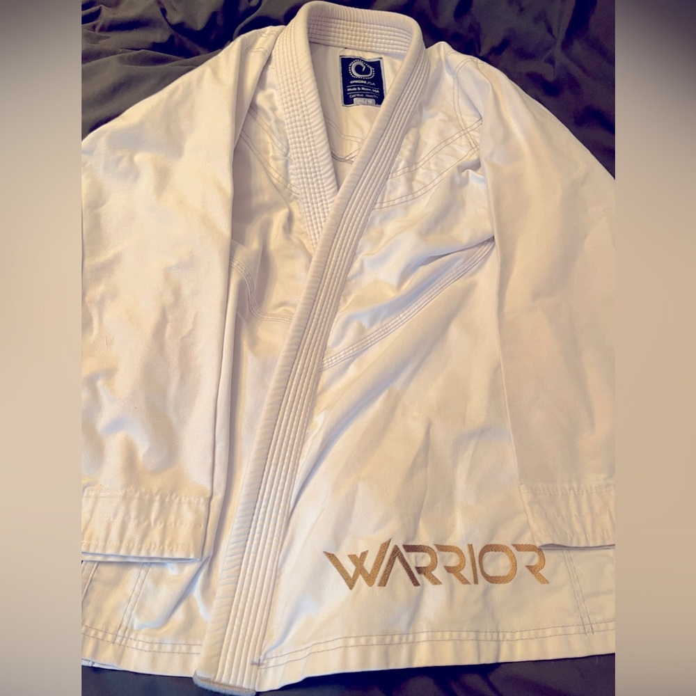 Origin USA Jiu Jitsu”JUST THE TOP” gi. Made in America white and gold. Size A2.